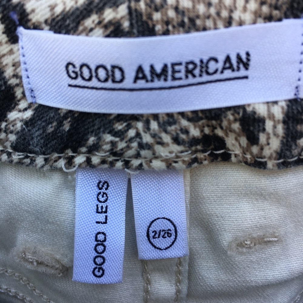 NWT Good American Good Legs Snake Print Jean Black Cream 2 - Picture 6 of 13
